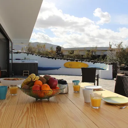 Villa Beach House Daida With Hot Whirlpool