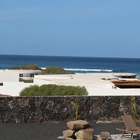 Beach House Daida With Hot Whirlpool Villa